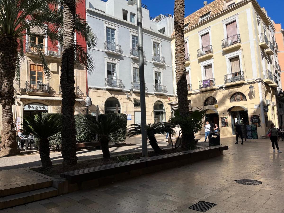 Alicante Beach Apartment Екстер'єр фото